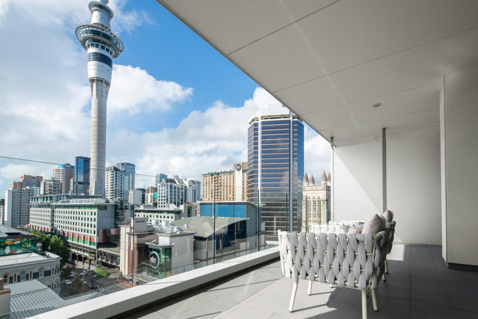 Quest On Hobson Serviced Apartments Оукланд Екстериор снимка