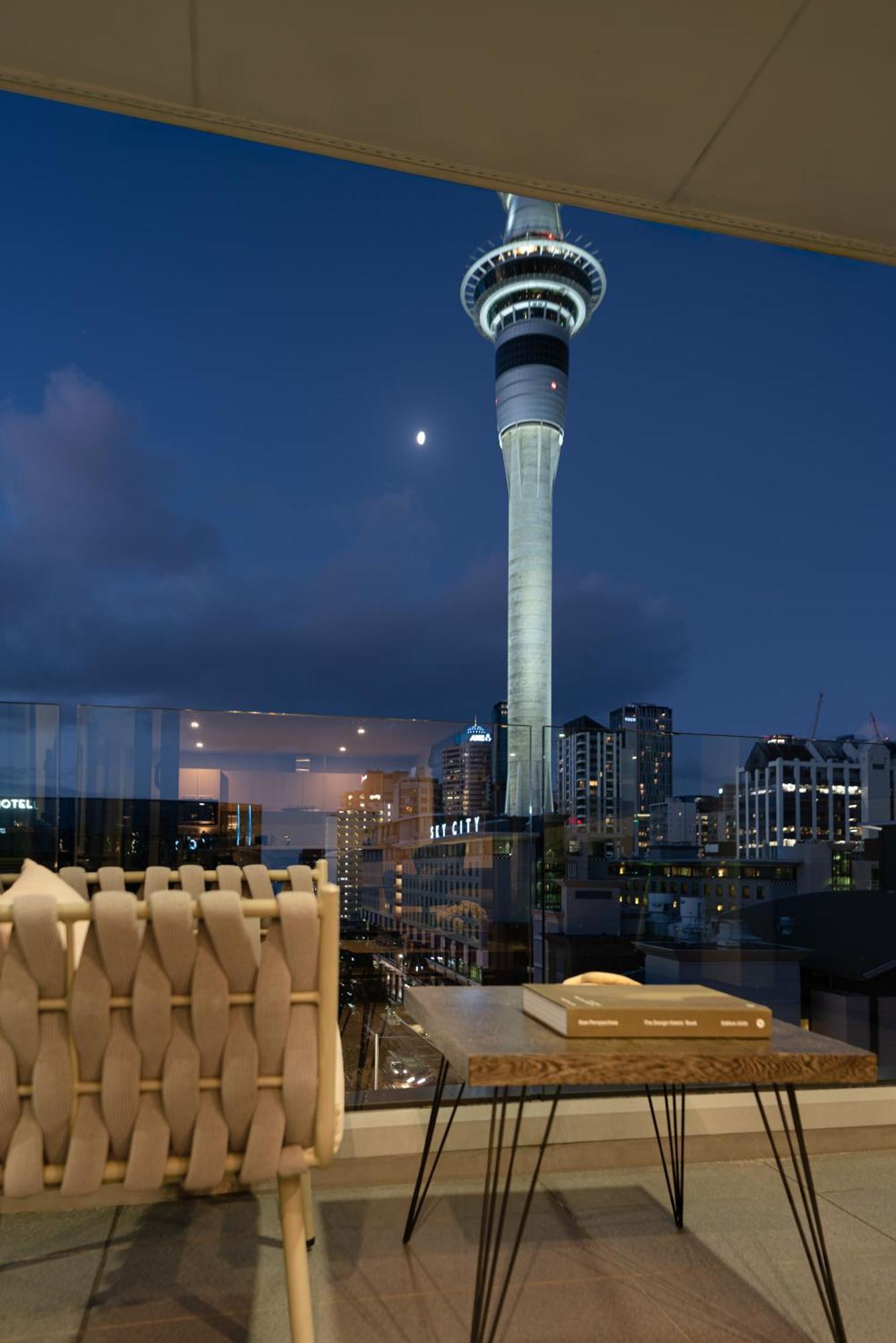 Quest On Hobson Serviced Apartments Оукланд Екстериор снимка