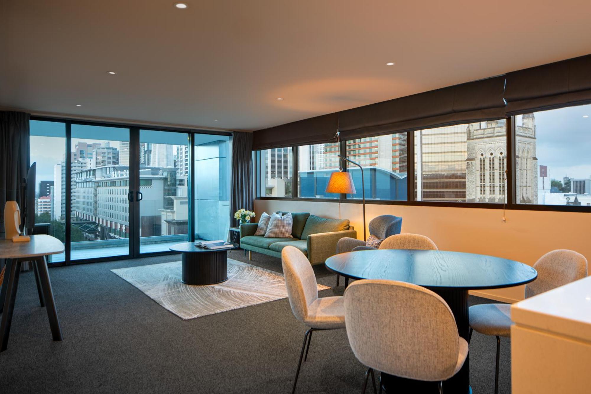 Quest On Hobson Serviced Apartments Оукланд Екстериор снимка