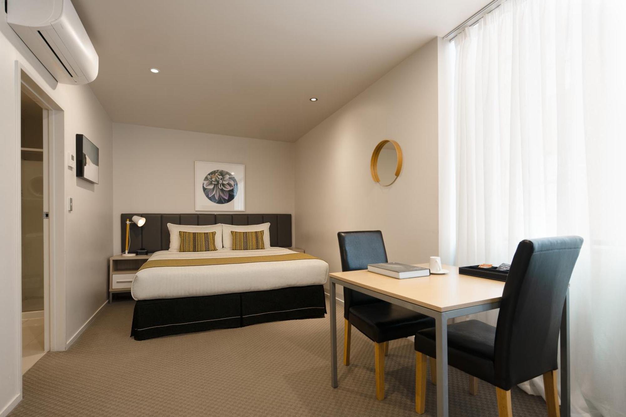 Quest On Hobson Serviced Apartments Оукланд Екстериор снимка
